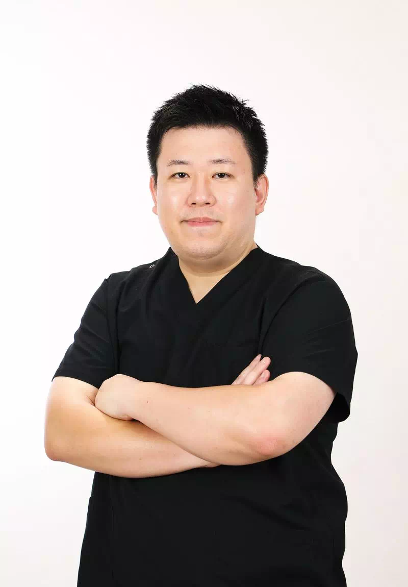 院長　松尾 林太郎