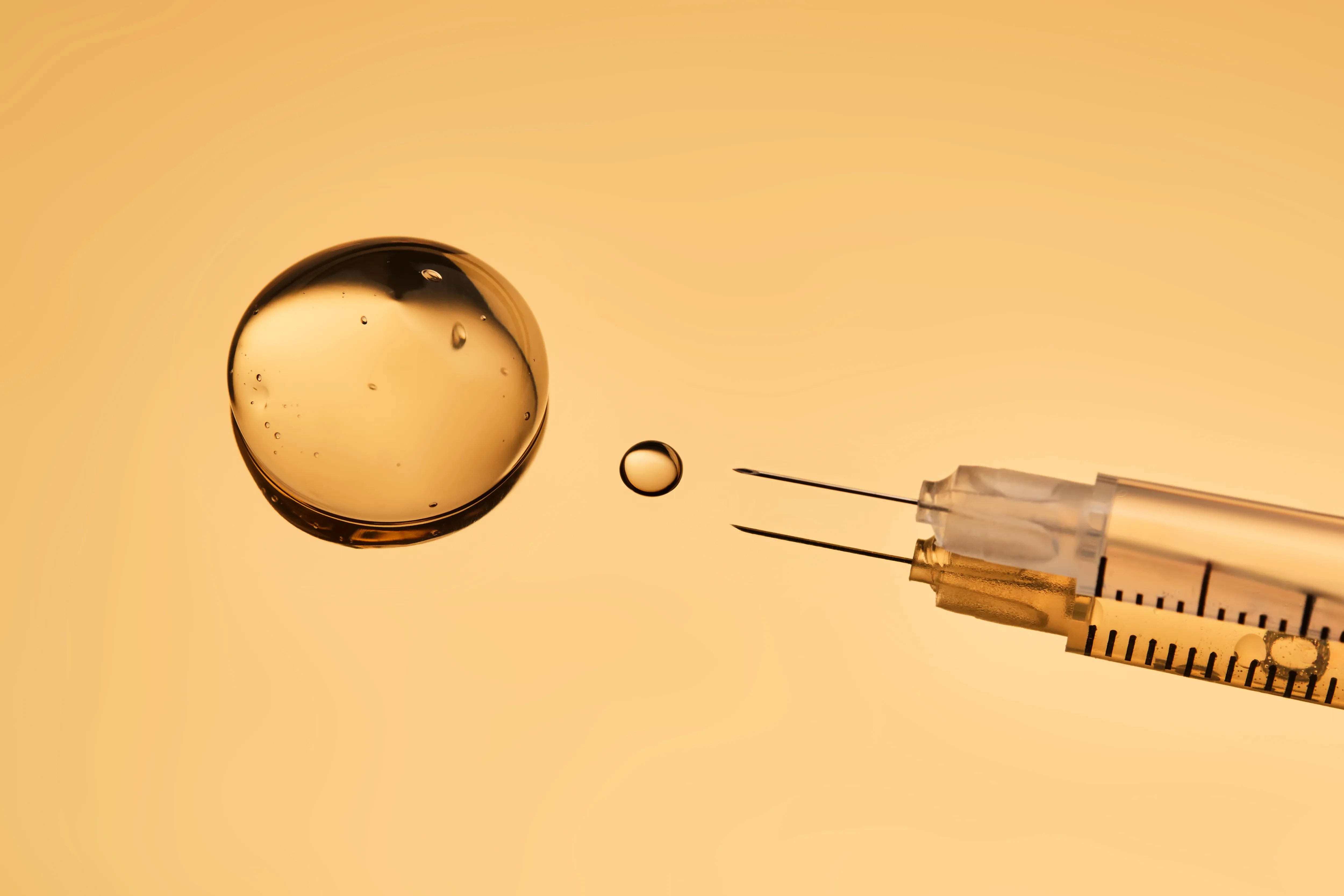 目元専用の繊細な技術